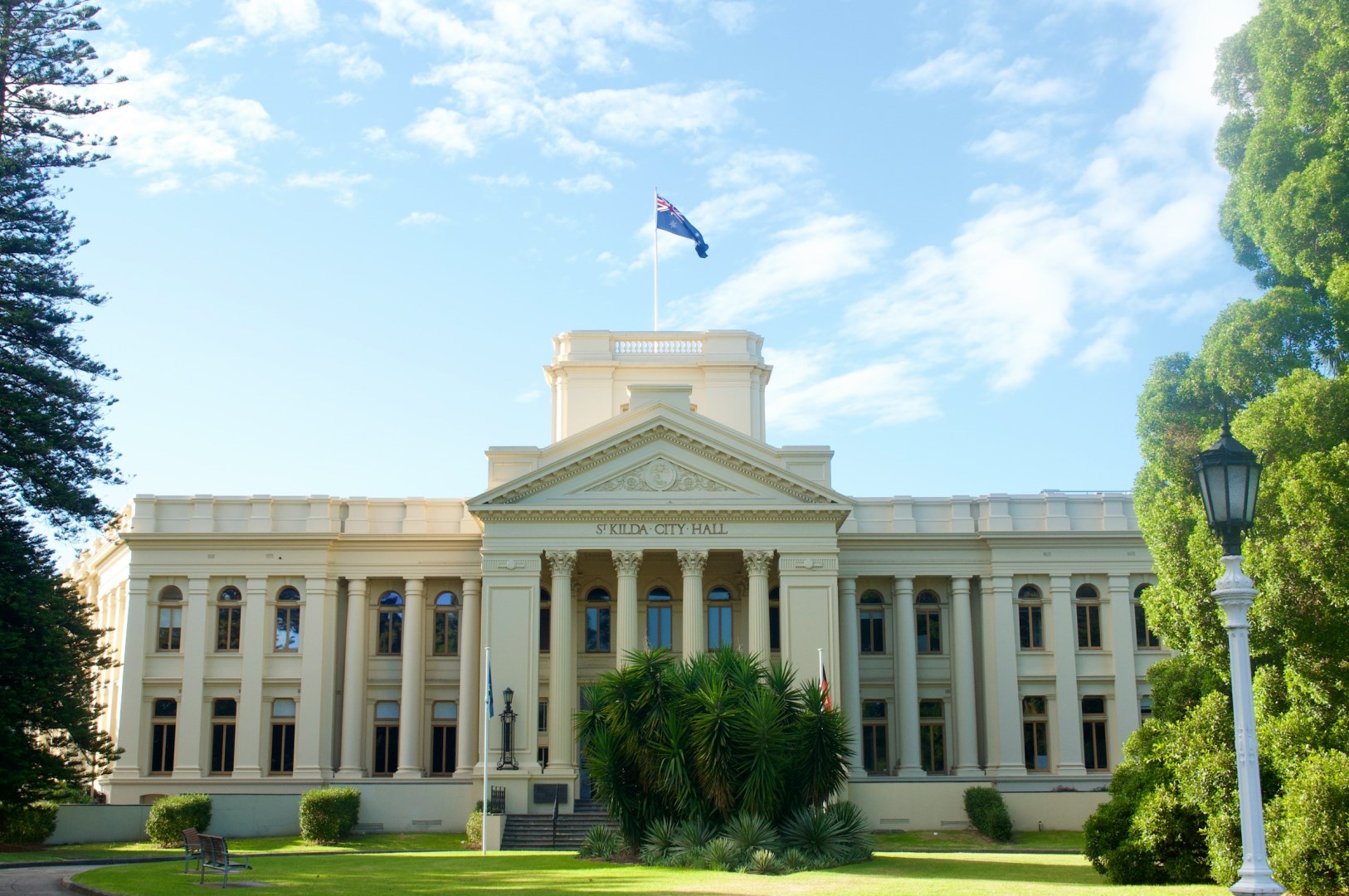 St Kilda City Hal - Photo Credit: Photo by Natalie Smith on Unsplash