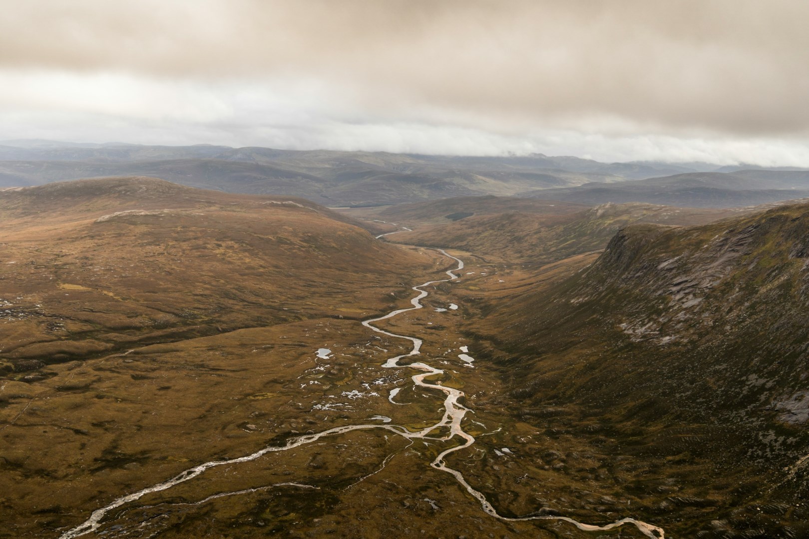 The Devil's Point - Photo Credit: Photo by Hendrik Morkel on Unsplash