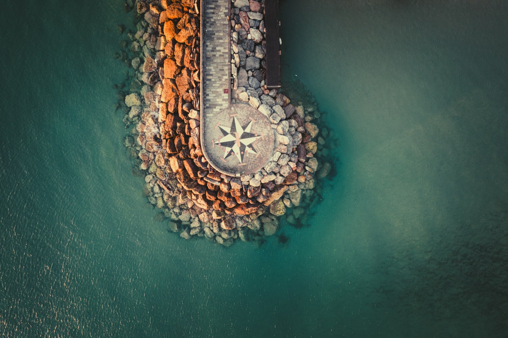 Laigueglia - Photo Credit: Photo by Patrick Federi on Unsplash