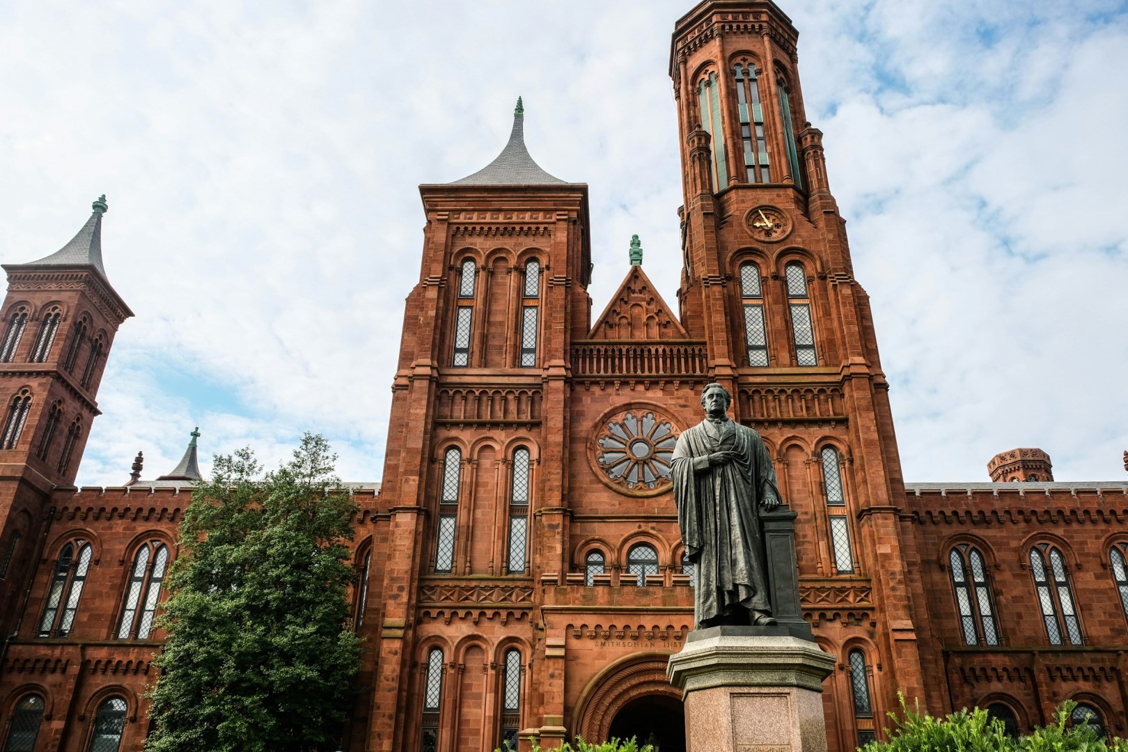 Smithsonian Castle - Photo Credit: Photo by Sara Cottle on Unsplash