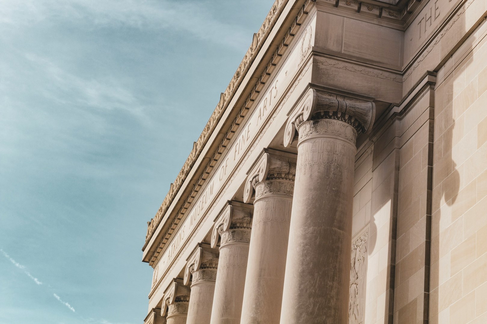 The Nelson-Atkins Museum of Art - Photo Credit: Photo by Daniel Thomas on Unsplash