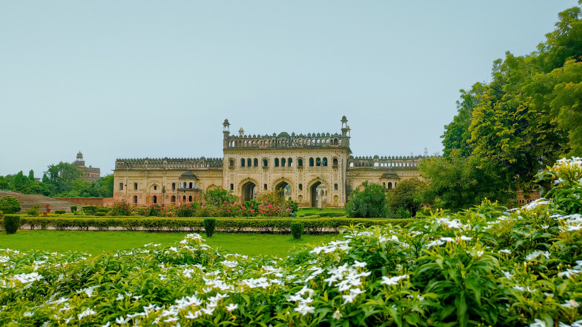 Bara Imambara - Photo Credit: Photo by Sourabh Jhajharia on Unsplash