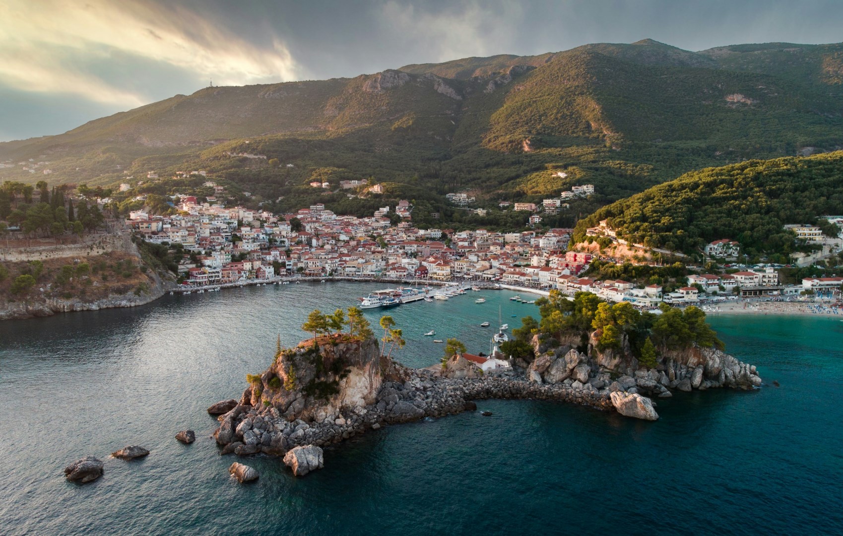  Photo Credit: Photo by Fotis Fotopoulos on Unsplash