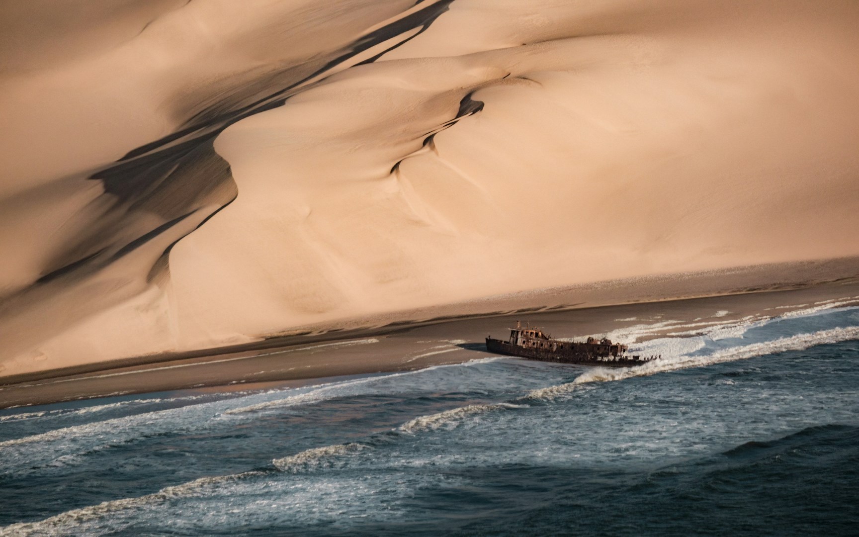 The Shawnee shipwreck - Photo Credit: Photo by Joshua Kettle on Unsplash