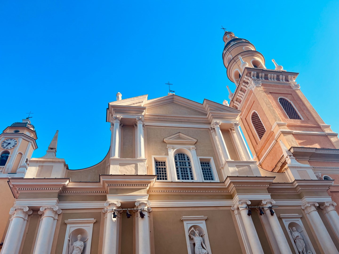 Basilique Saint-Michel Archange de Menton - Photo Credit: Photo by Rémi on Unsplash