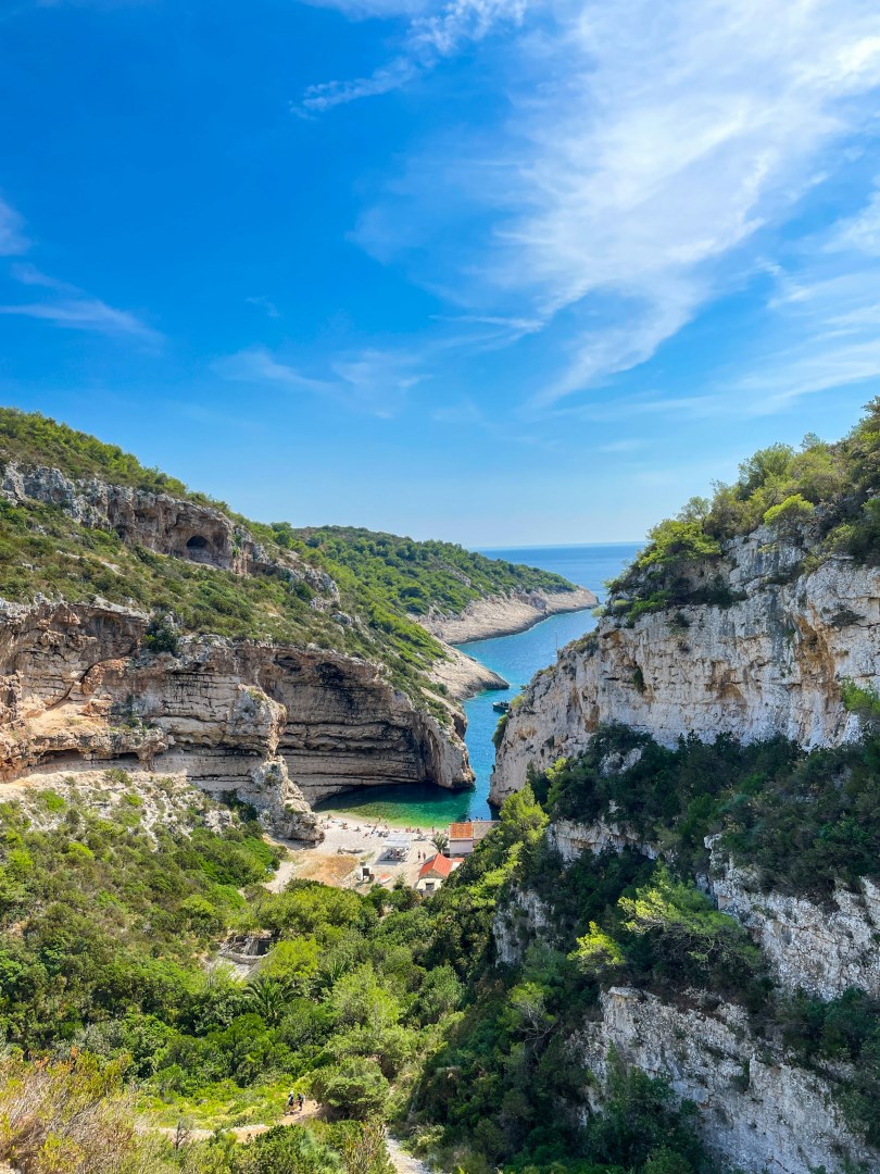  Photo Credit: Photo by Slobodan Špijunović on Unsplash