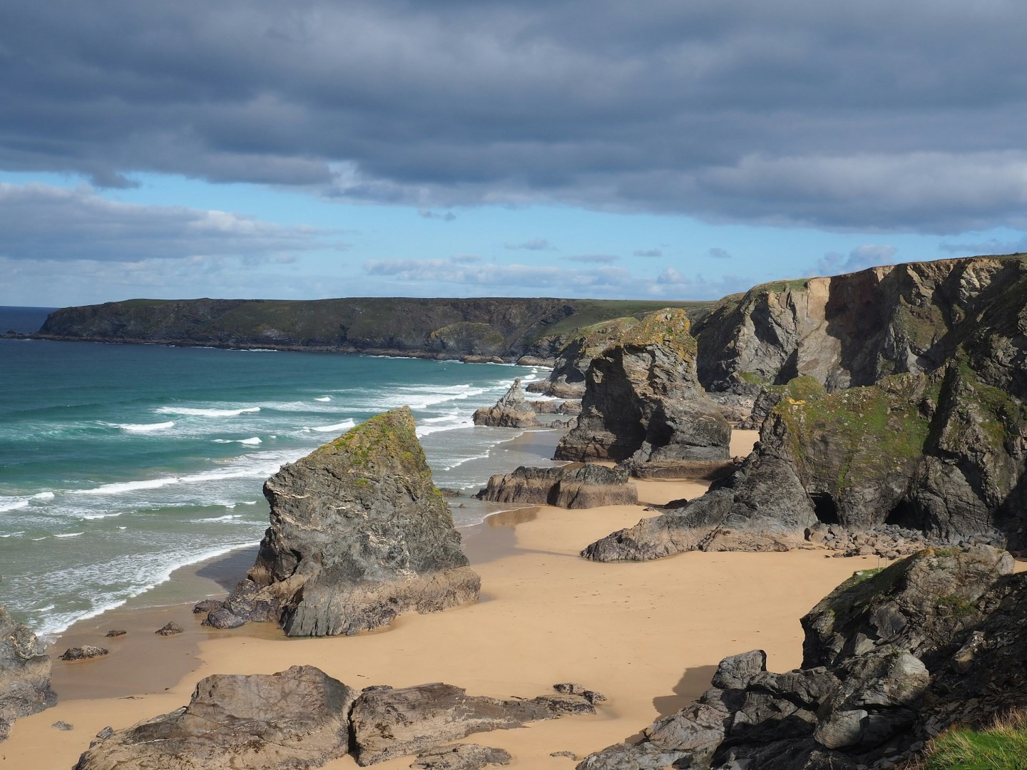 Bedruthan Steps - Photo Credit: Photo by Nick Palmer on Unsplash