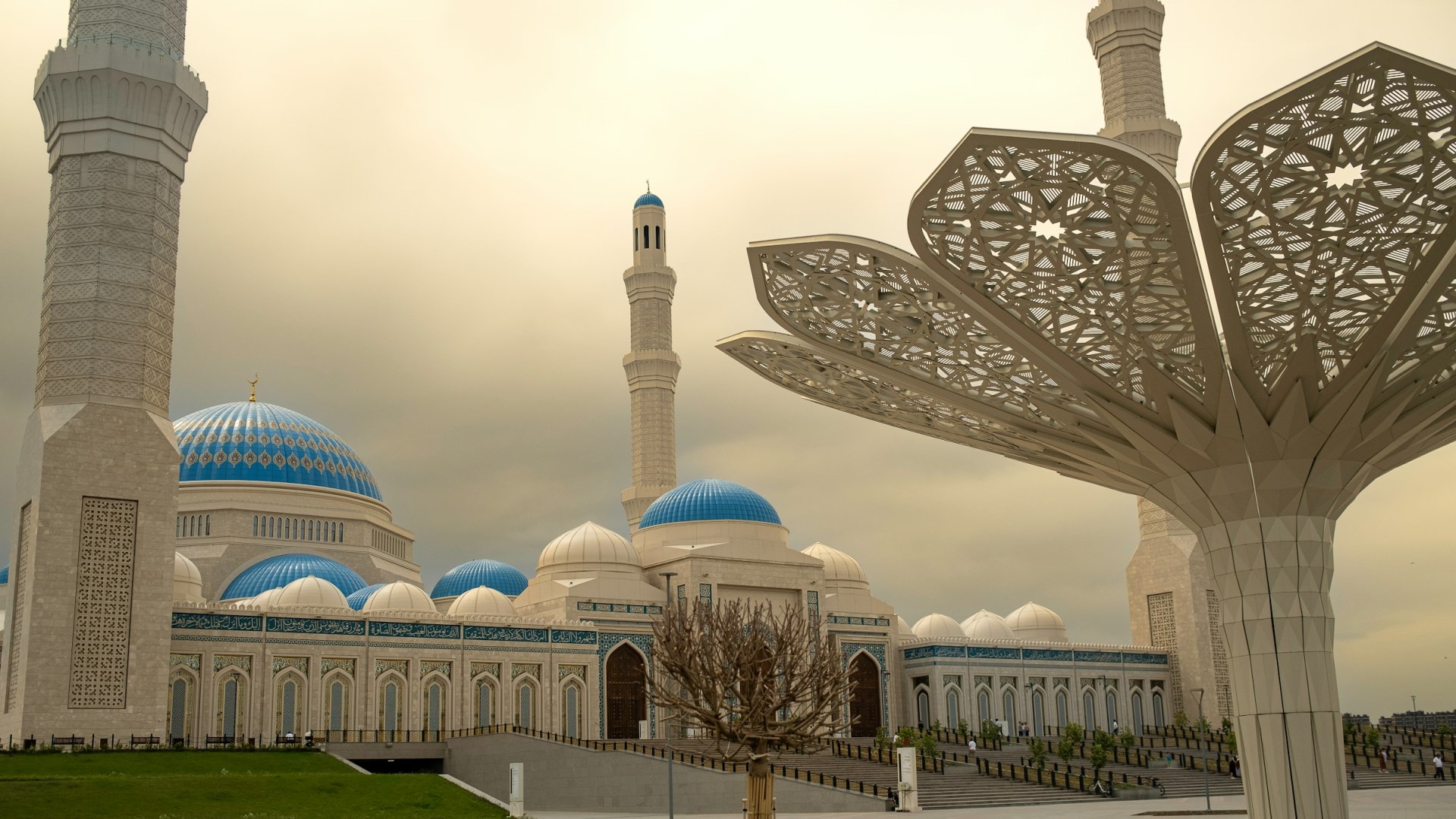 Astana Grand Mosque - Photo Credit: Photo by Frederick Wallace on Unsplash
