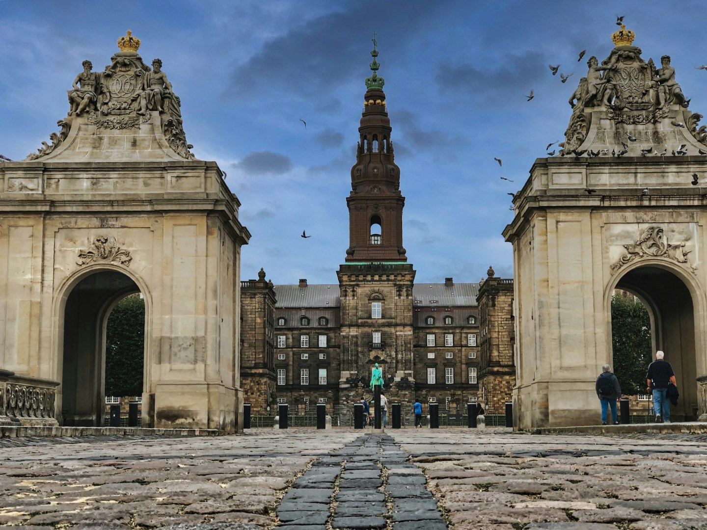 Christiansborg Palava - Photo Credit: Photo by Torben Gettermann on Unsplash