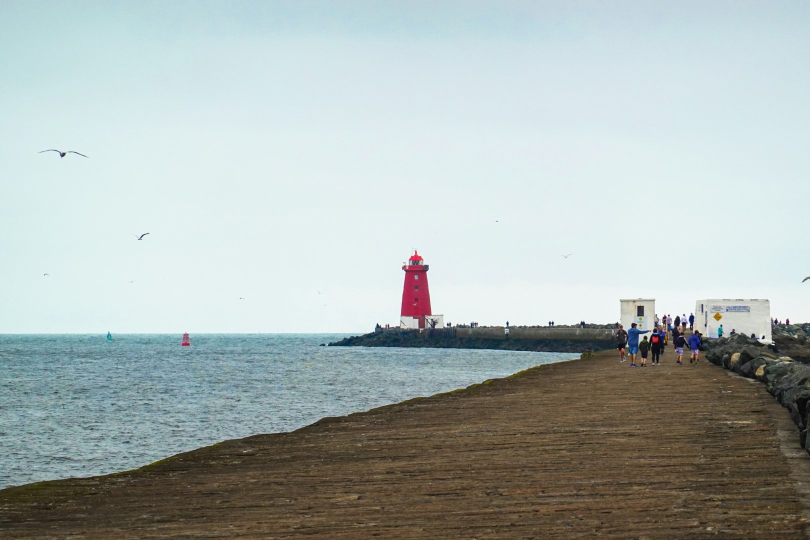 Poolbeg Lighthouse - Photo Credit: Photo by Yuting Chen on Unsplash