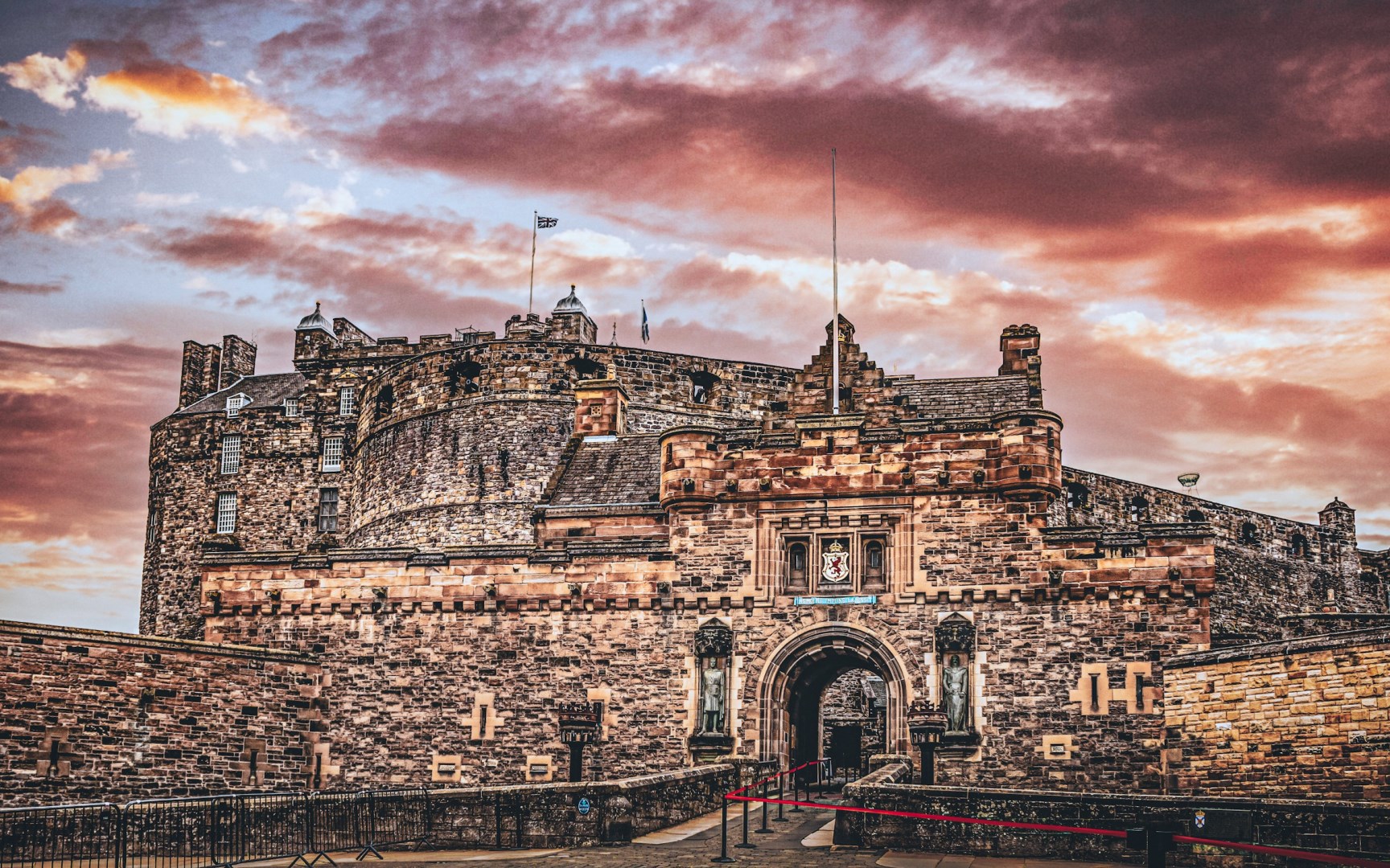 Edinburgh Castle - Photo Credit: Photo by K. Mitch Hodge on Unsplash
