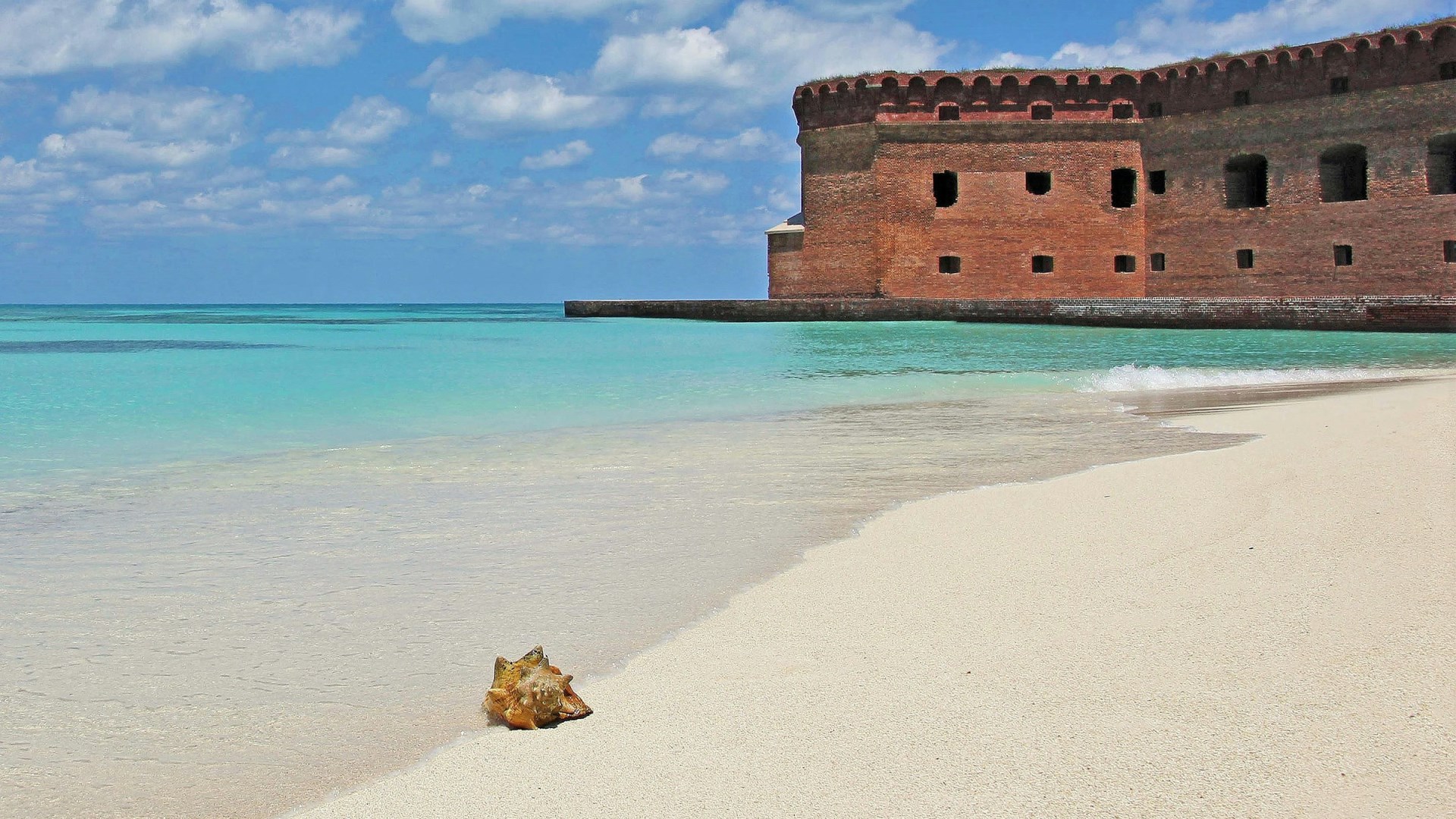 Fort Jefferson, Dry Tortugas National Park - Photo Credit: Photo by Christopher Osten on Unsplash