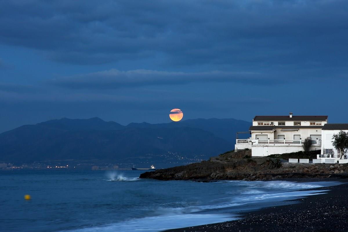  Photo Credit: Photo by Quino Al on Unsplash