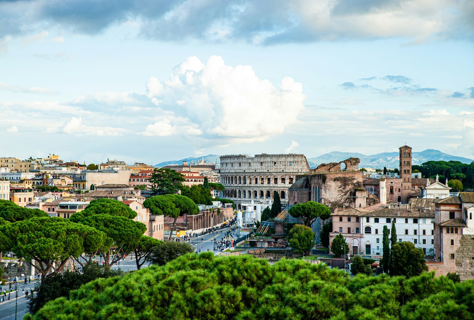 Vittoriano, Piazza Venezia - Photo Credit: Photo by Marco Chilese on Unsplash