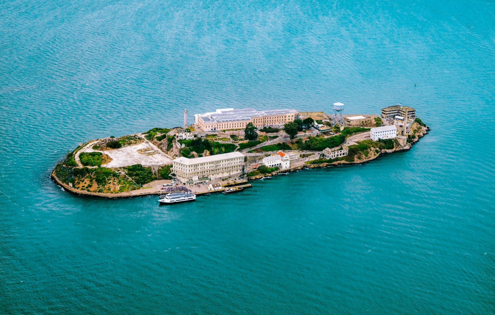 Alcatraz Island - Photo Credit: Photo by Rodrigo Soares on Unsplash