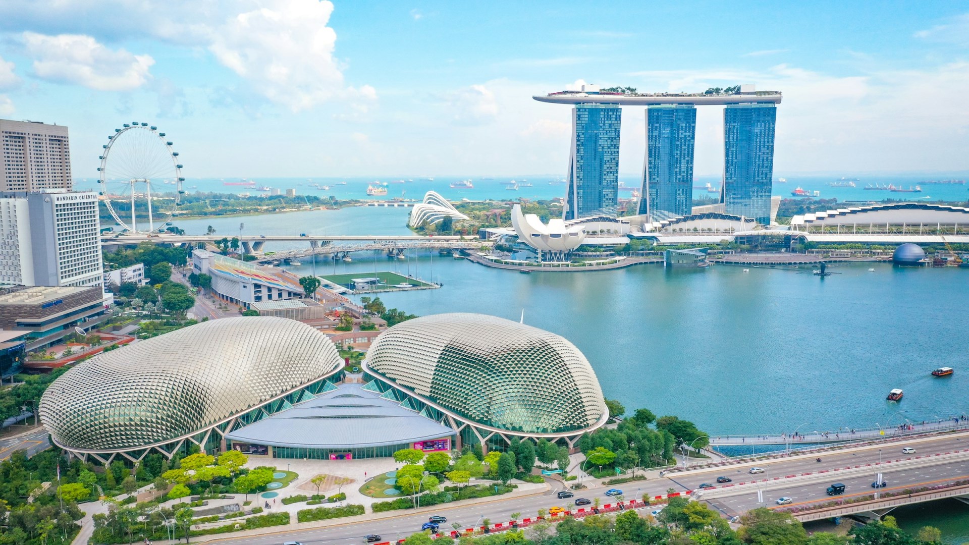 Marina Bay - Photo Credit: Photo by Meriç Dağlı on Unsplash