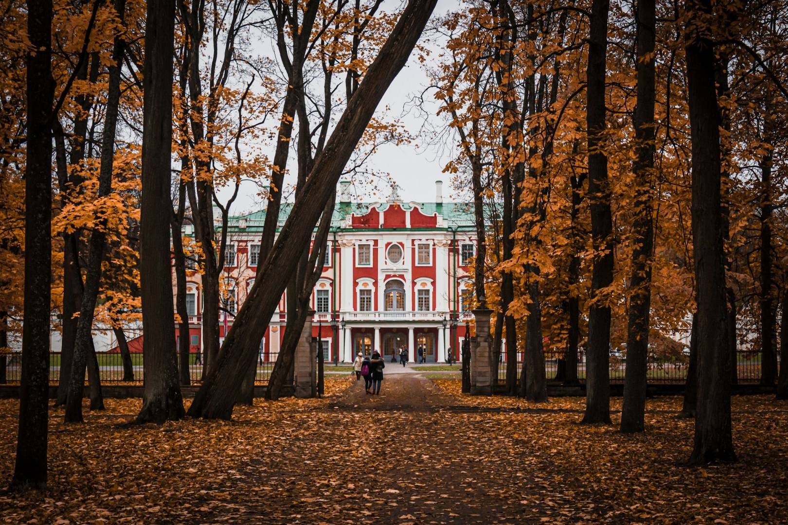 Kadriorg Palace - Photo Credit: Photo by Hibiki Hosoi on Unsplash