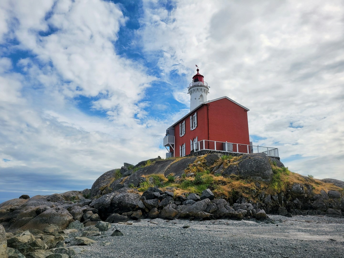 Fort Rodd Hill and Fisgard Lighthouse - Photo Credit: Photo by Mario Mendez on Unsplash