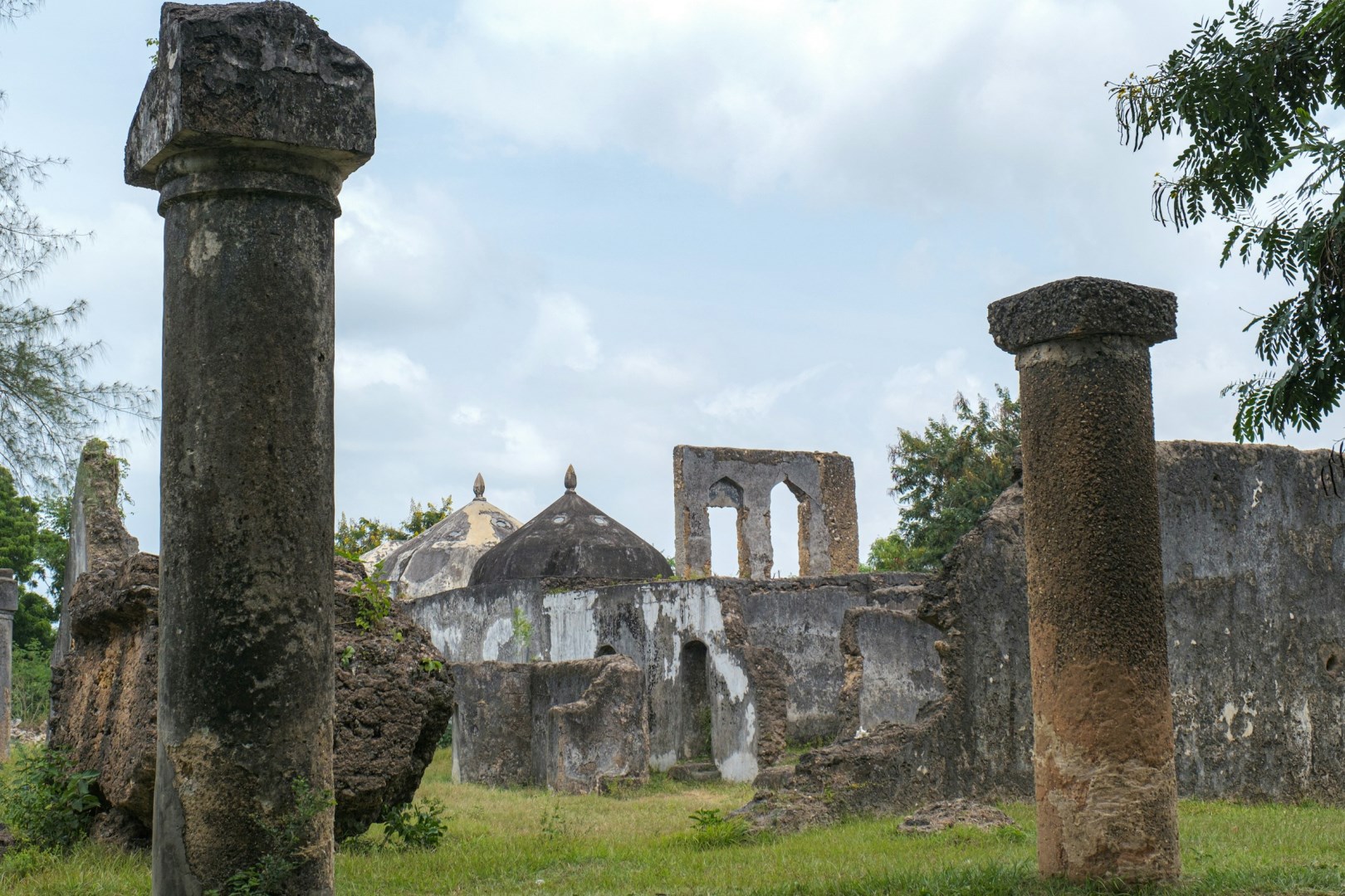 Maruhubi Historical Sites - Photo Credit: Photo by Nichika Sakurai on Unsplash