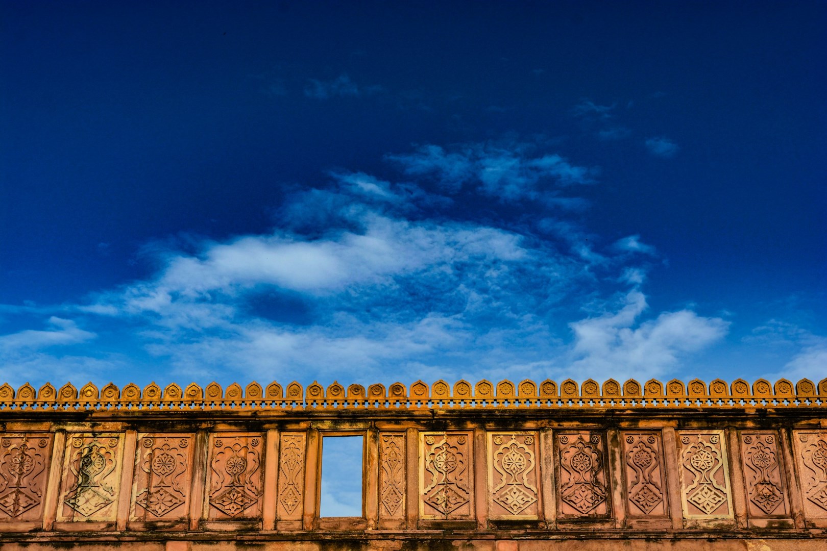 Agra Fort - Photo Credit: Photo by NIKHIL YADAV on Unsplash