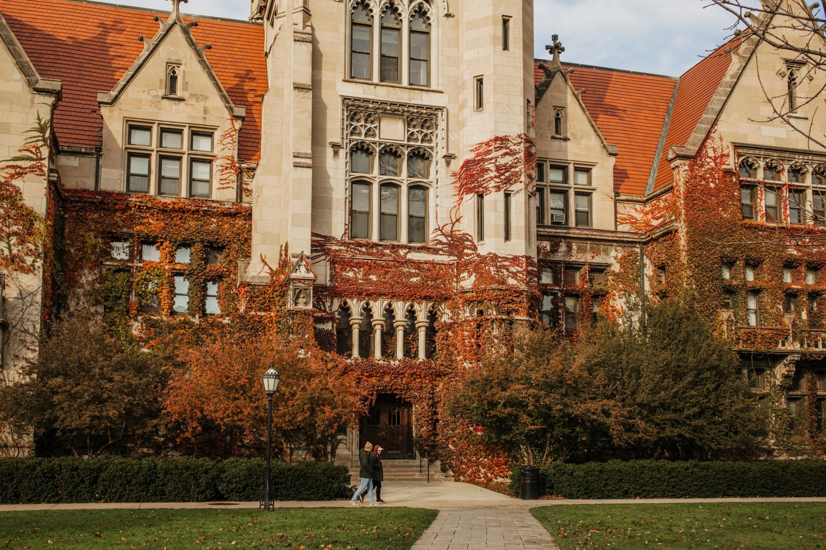 University of Chicago: Hyde Park - Photo Credit: Photo by Alisa Anton on Unsplash
