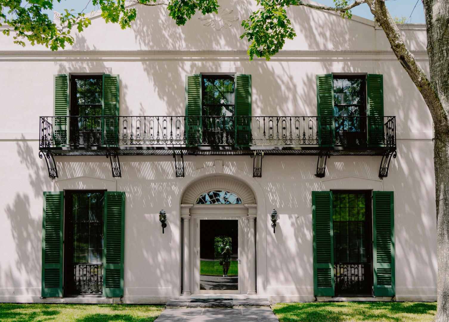 Bayou Bend Collection and Gardens - Photo Credit: Photo by Adrian Newell on Unsplash