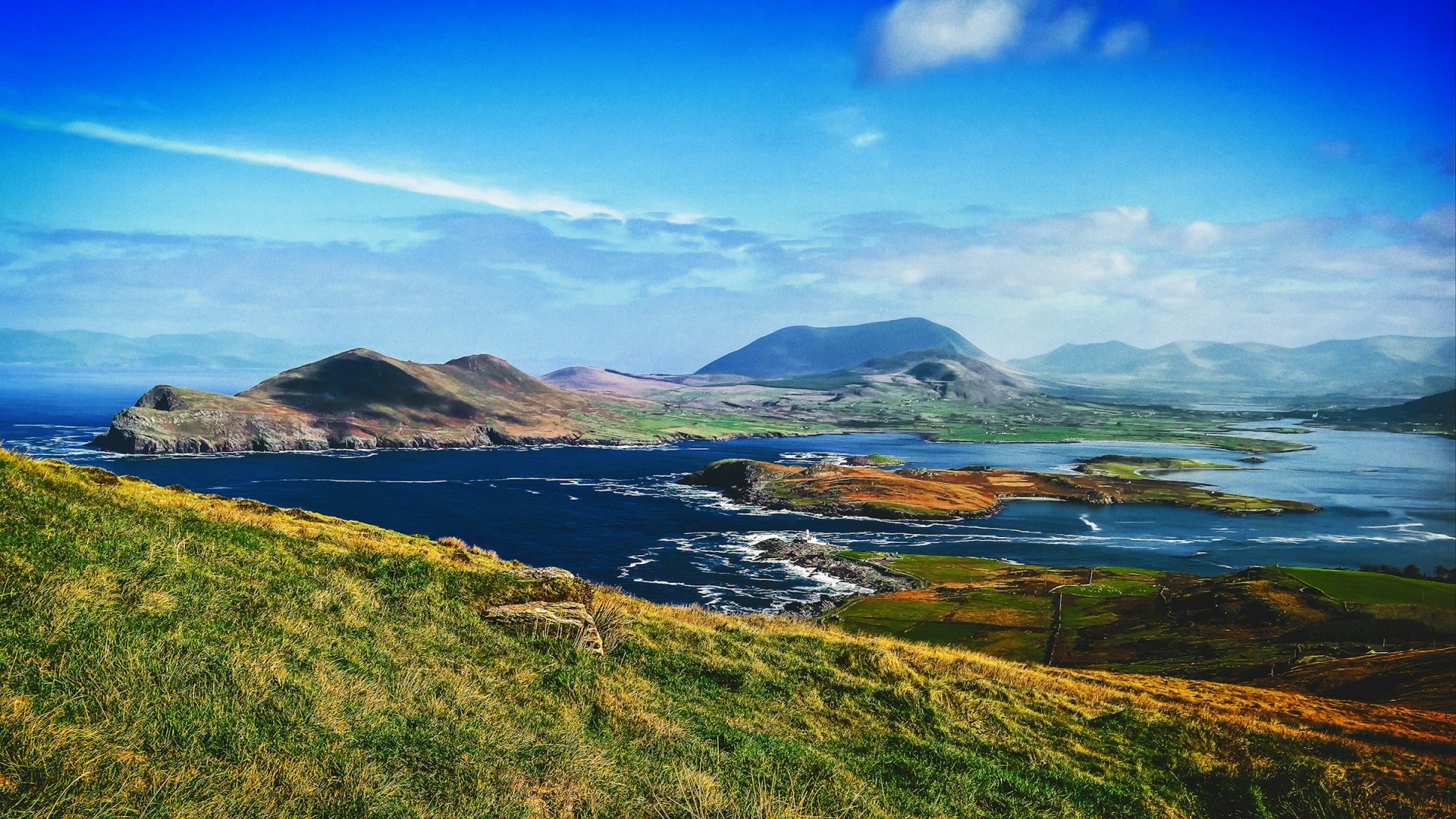Skellig Ring - Photo Credit: Photo by K. Mitch Hodge on Unsplash
