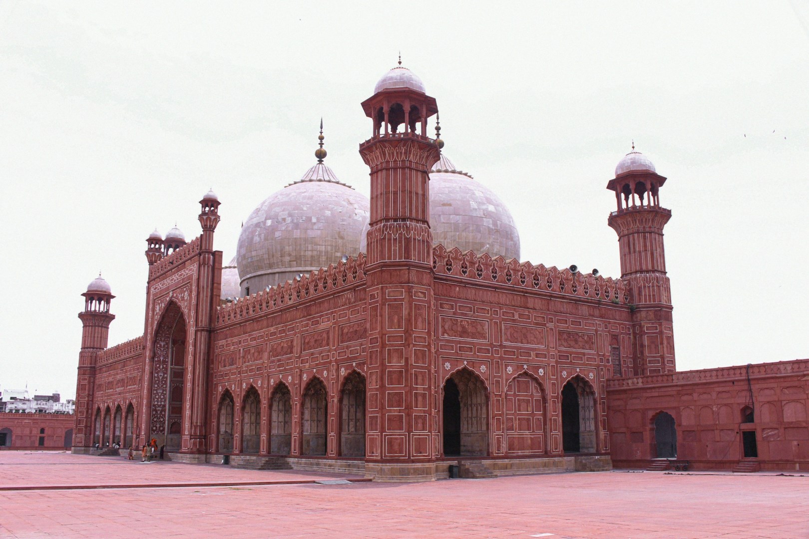 Badshahi Mosque - Photo Credit: Photo by Jamshaid Mughal on Unsplash