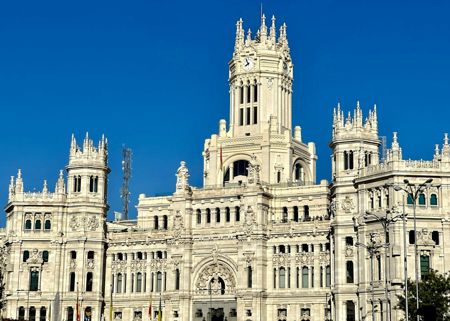 Plaza de Cibeles - Photo Credit: Photo by Mo T on Unsplash
