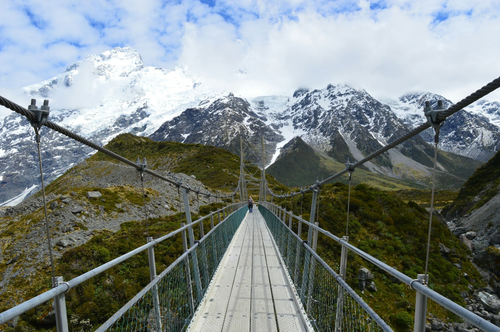 Hooker Valley track - Photo Credit: Photo by Esther Grosscurt on Unsplash