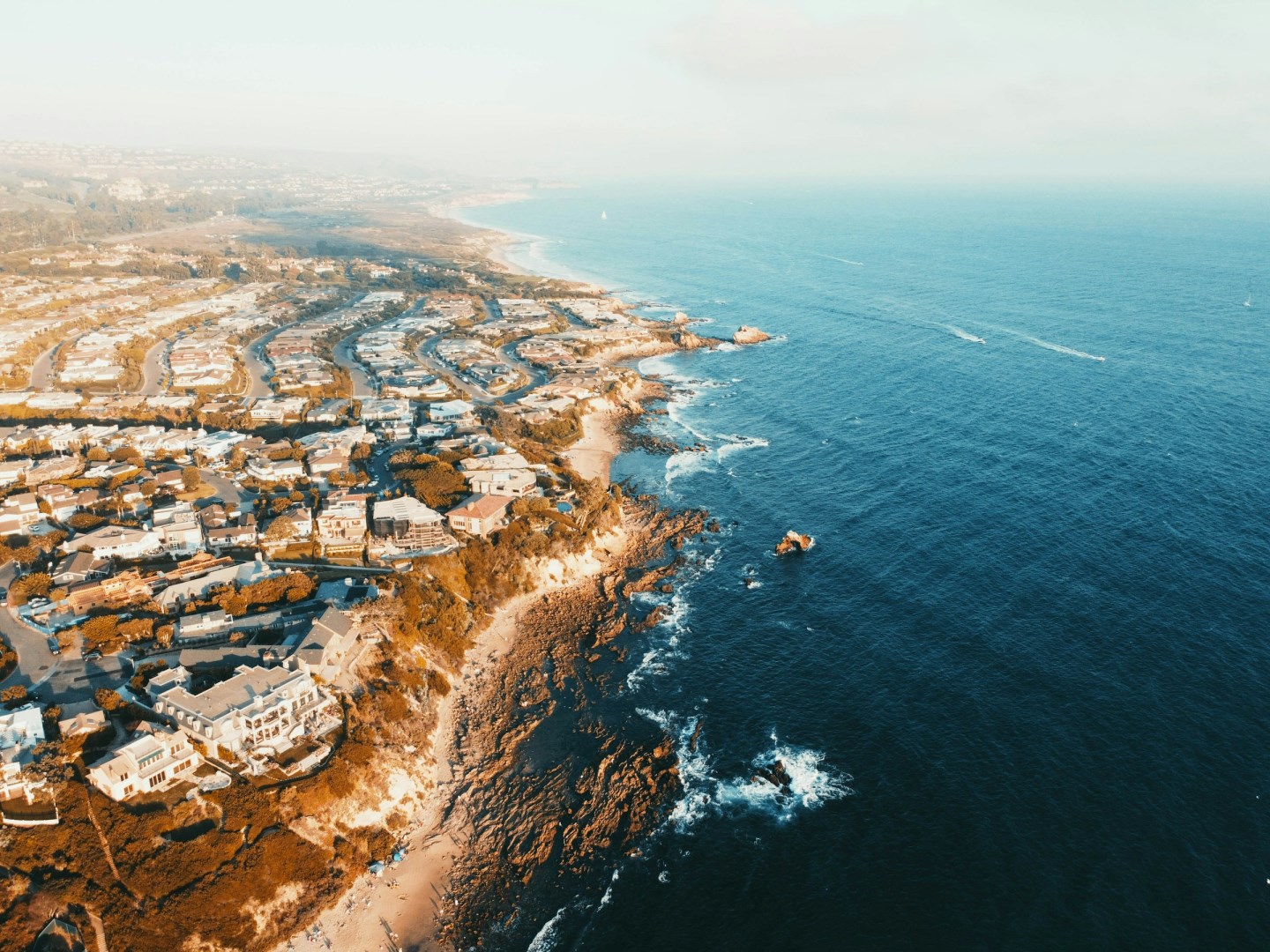 Corona Del Mar - Photo Credit: Photo by Ariel Blanco on Unsplash