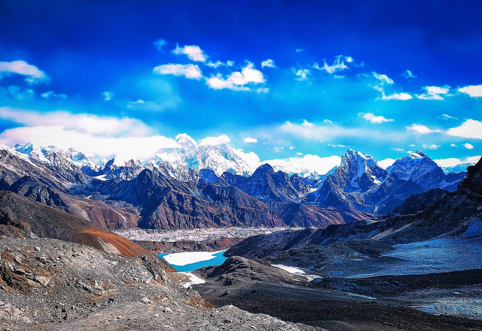 Everest Base Camp Everest Base Camp - Photo Credit: truthseeker08