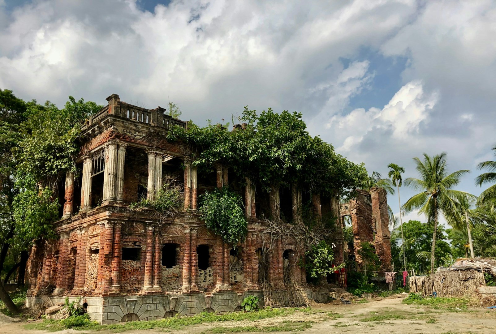 Ruins in Satkhira - Photo Credit: Photo by David Baker on Unsplash