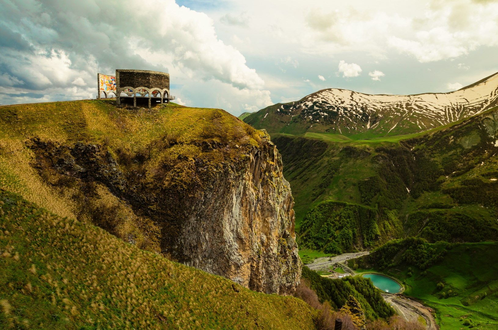 Russia-Georgia Friendship Monument at Gudauri View Point - Photo Credit: Photo by Iman Gozal on Unsplash