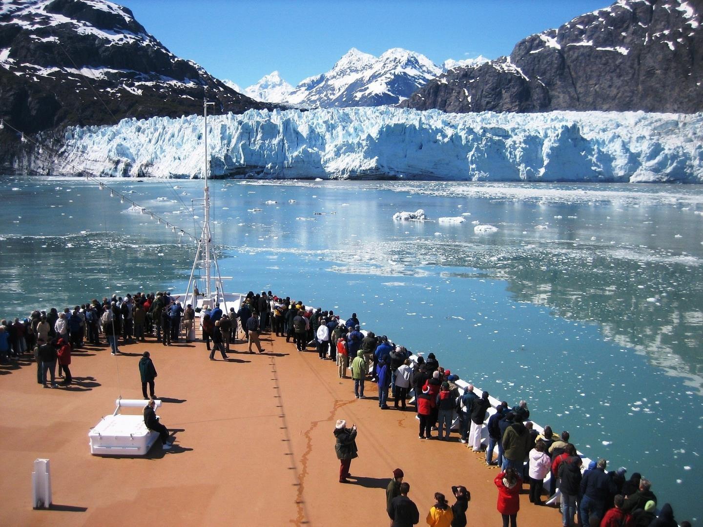 View of Glacier Bay from a cruise View of Glacier Bay from a cruise - Photo Credit: skeeze via Pixabay