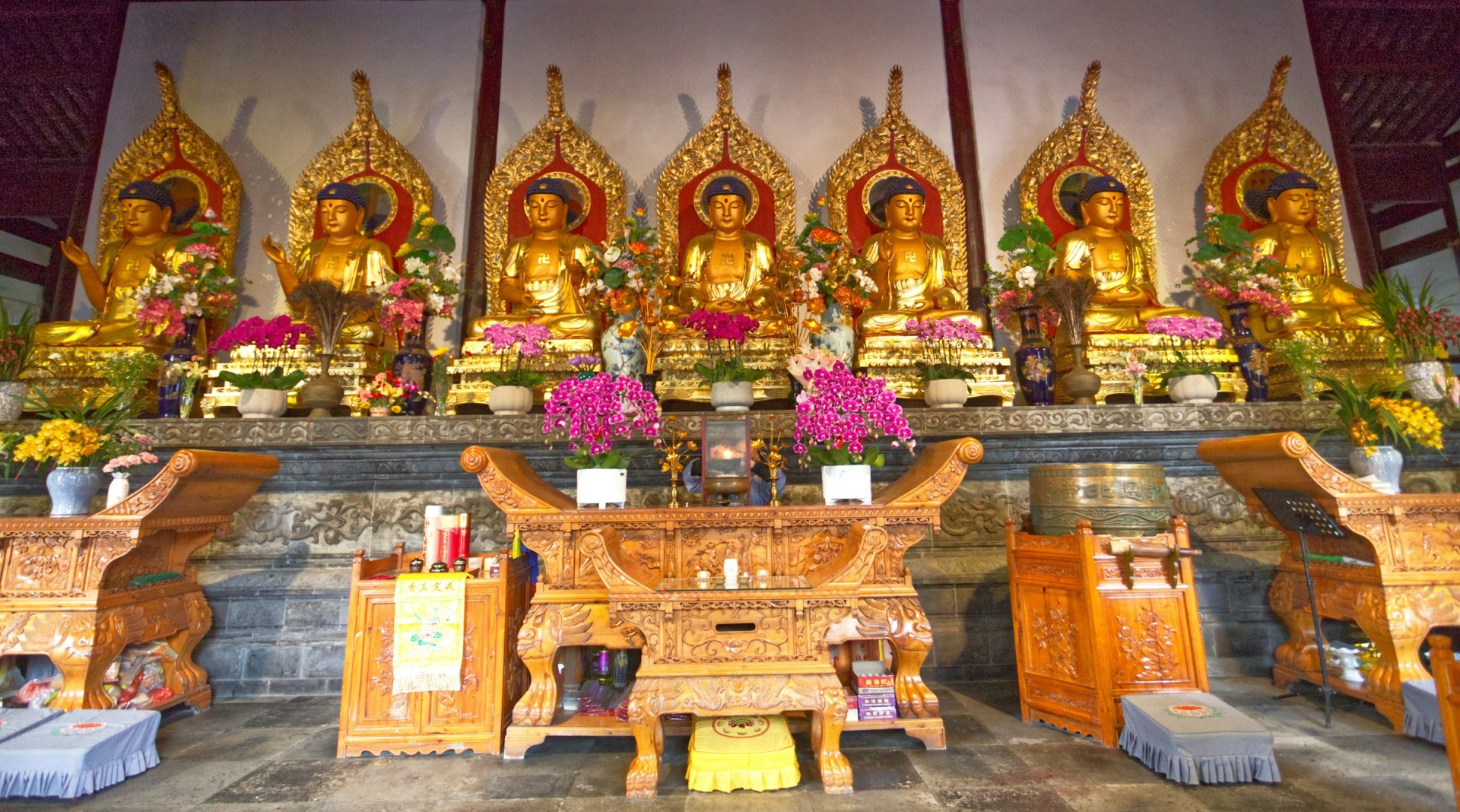 Bao'En Temple - Photo Credit: Photo by Simon Hurry on Unsplash