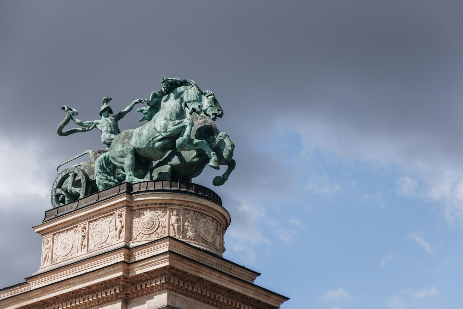 Heroes' Square - Photo Credit: Photo by Kristijan Arsov on Unsplash
