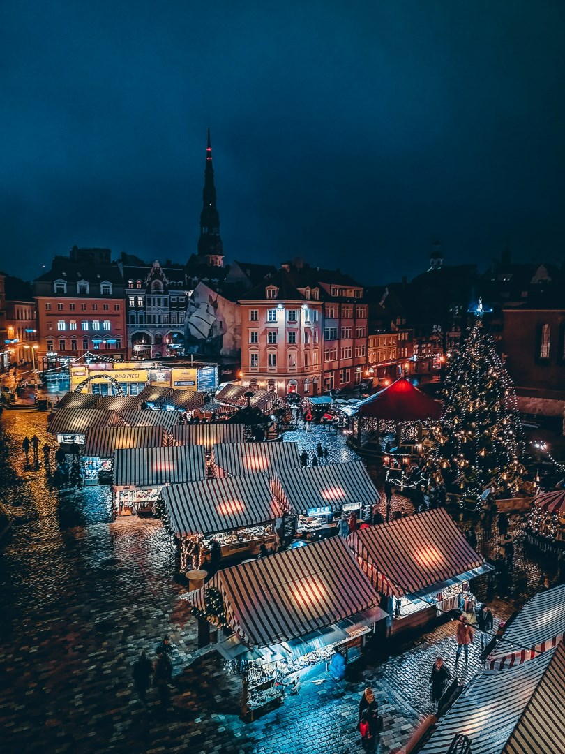 Christmas Market - Photo Credit: Photo by Daniels Joffe on Unsplash