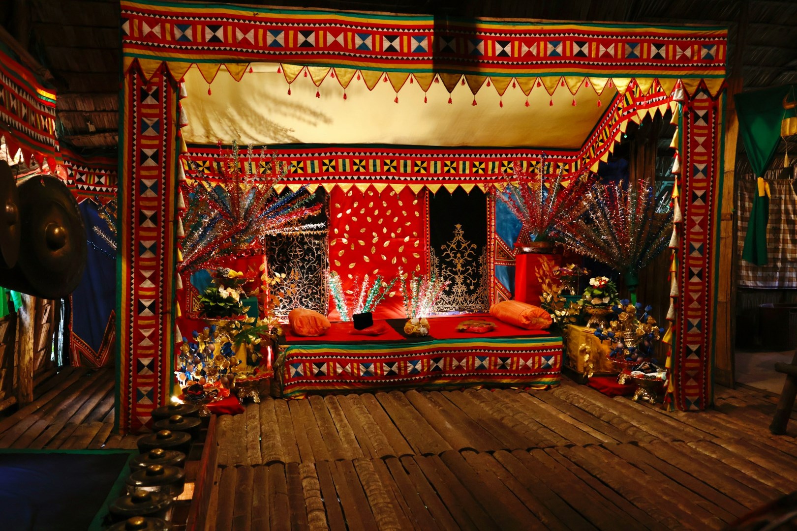 Mari Mari Cultural Village - Photo Credit: Photo by You Le on Unsplash