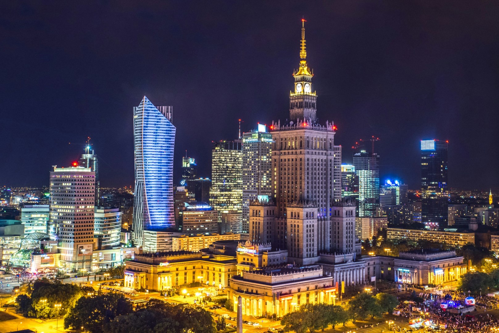  Photo Credit: Photo by Kamil Gliwiński on Unsplash