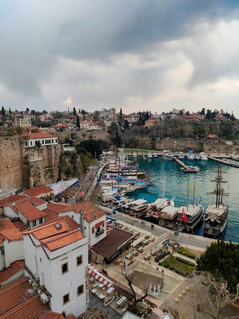 Photo Credit: Photo by Berthan Çölgeçen on Unsplash