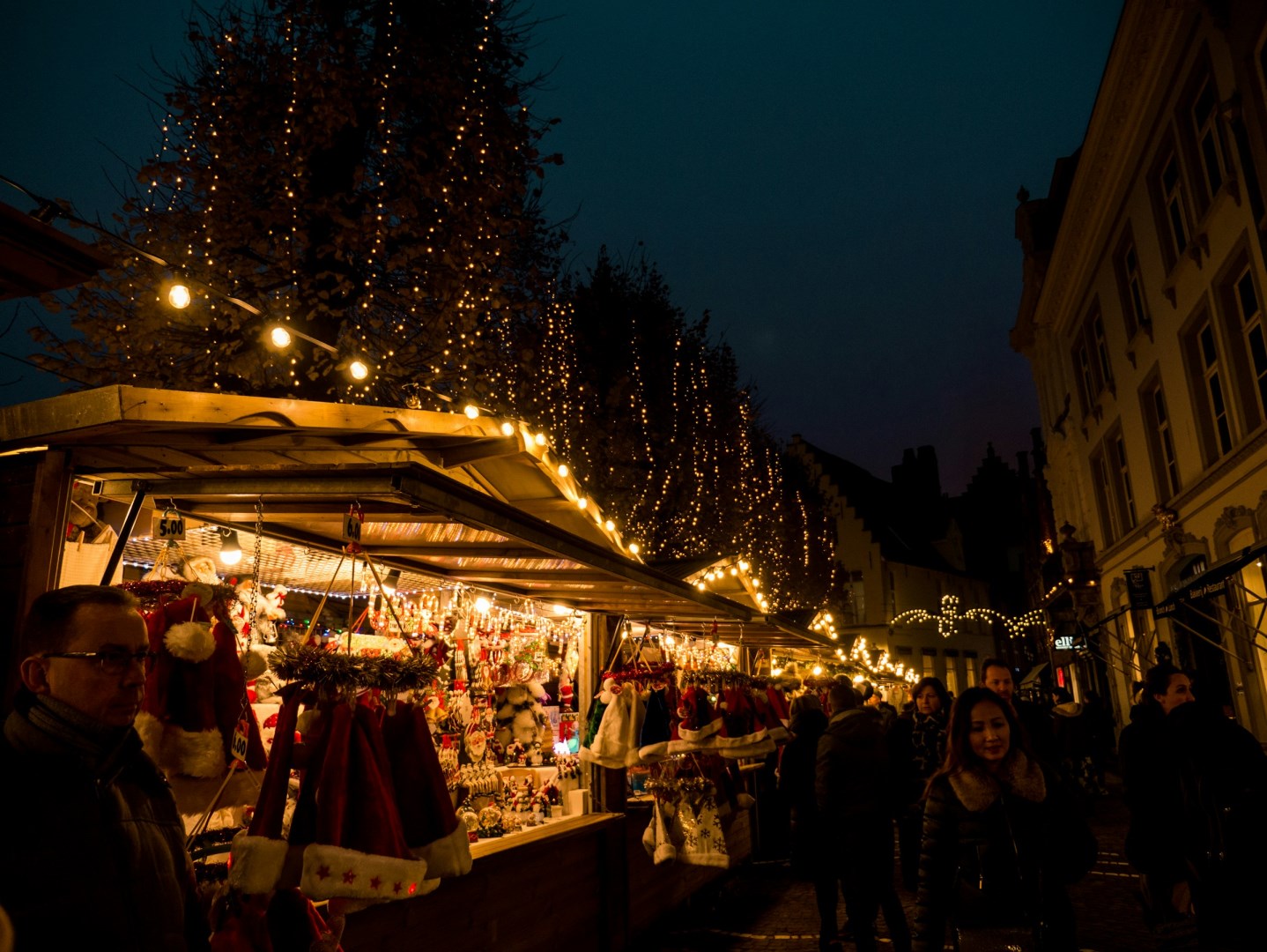 Christmas Market - Photo Credit: Photo by Matt Seymour on Unsplash