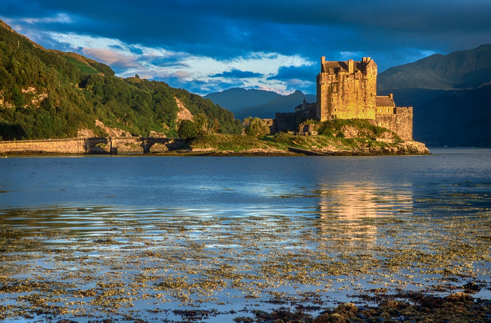 Eilean Donan Castle - Photo Credit: Photo by Mick Haupt on Unsplash