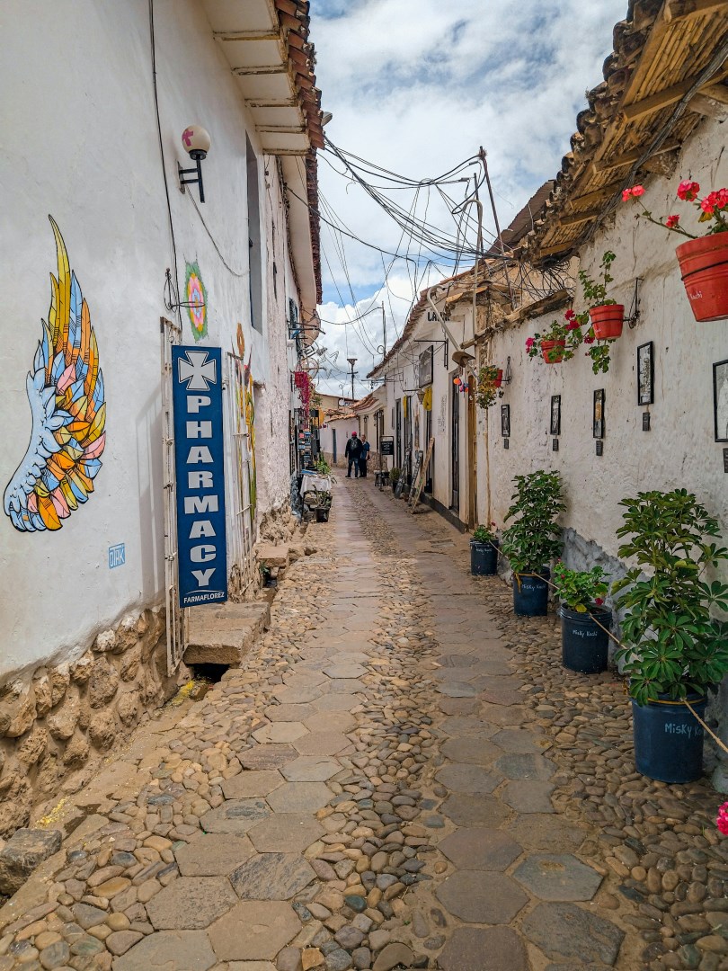 Cuesta de San Blas - Photo Credit: Photo by Isaac clinton Suca Fuentes on Unsplash