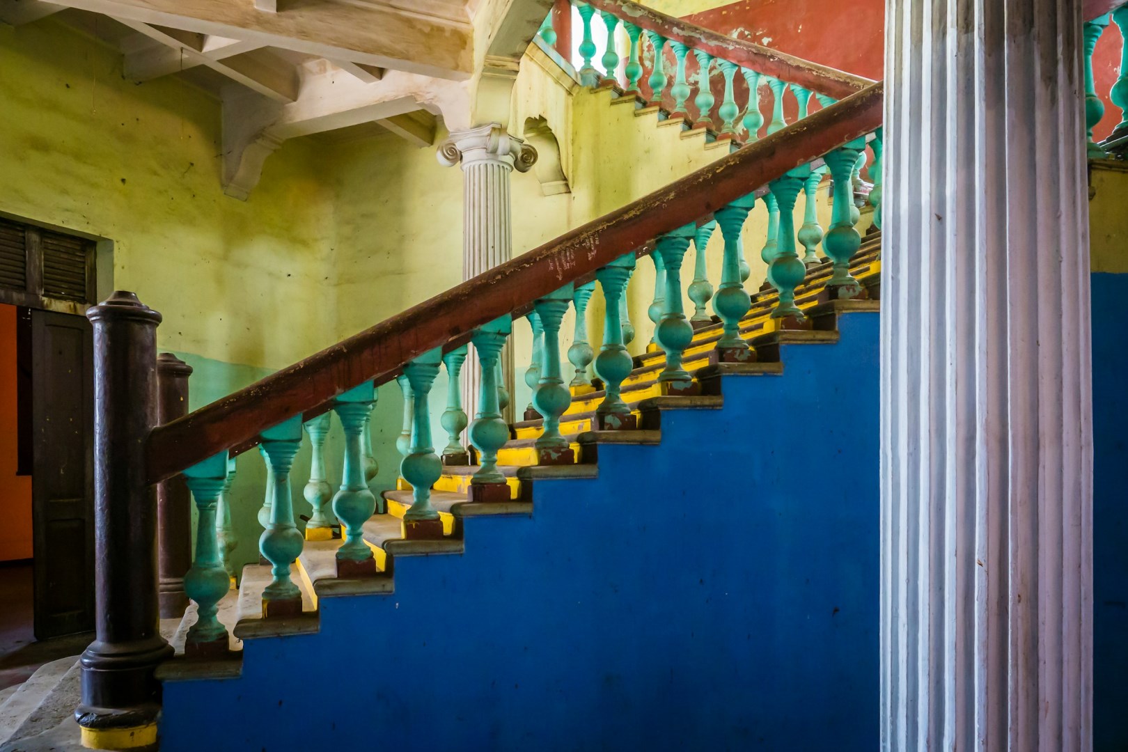 Museo De La Revolucion - Photo Credit: Photo by Alexander Schimmeck on Unsplash