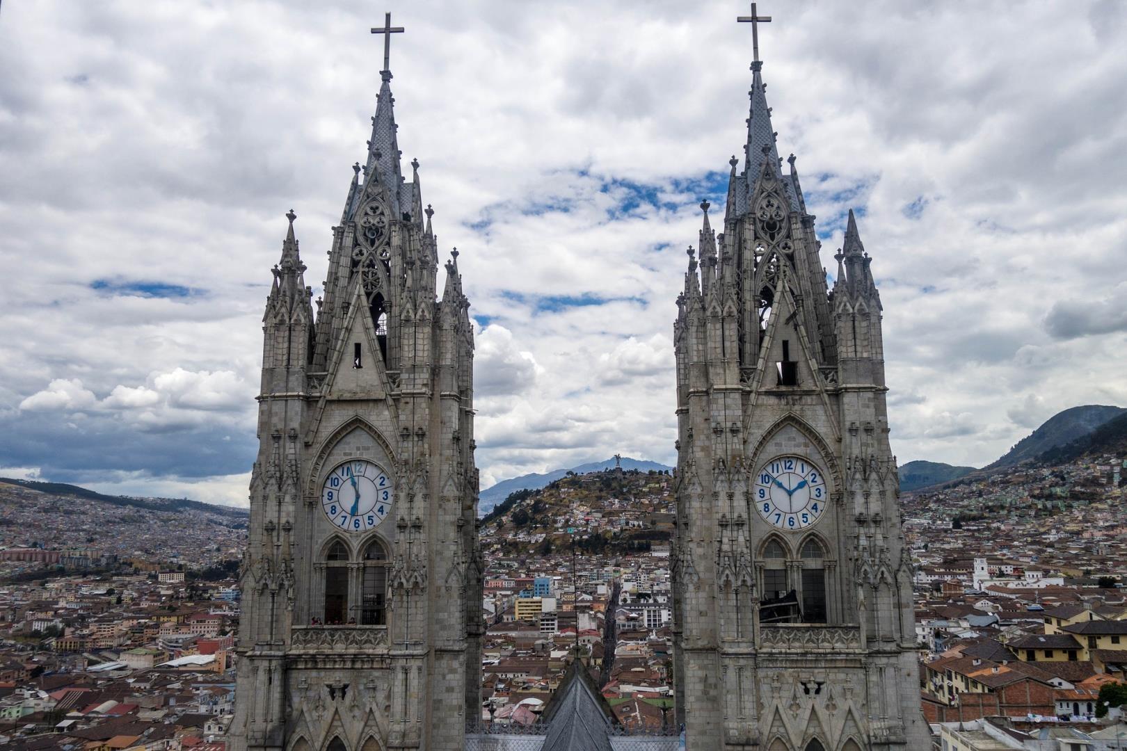 Basílica del Voto Nacional Basílica del Voto Nacional - Photo Credit: grebmot via Pixabay
