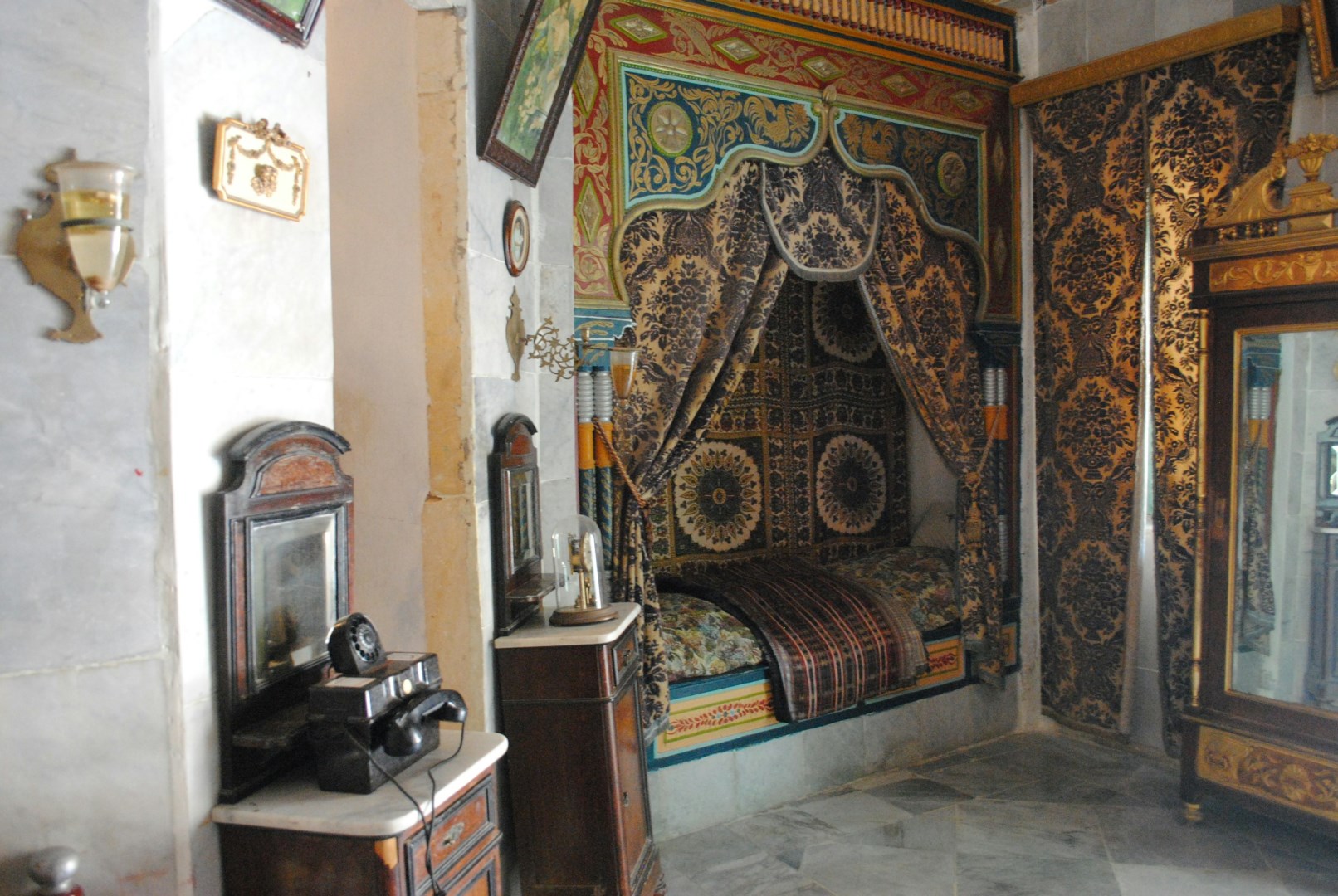 Dar Essid - Photo Credit: Photo by JR Harris on Unsplash