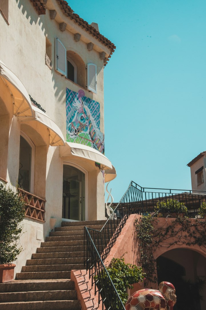  Photo Credit: Photo by Sven Mieke on Unsplash