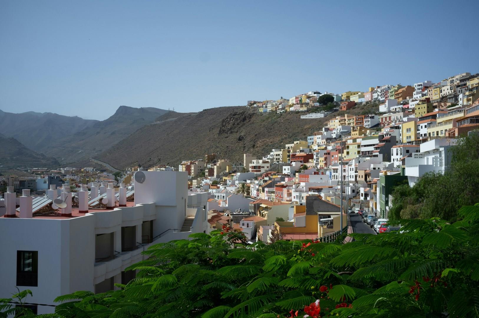 Photo Credit: Johannes Óvegur