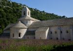 Abbaye Notre-Dame de Sénanque - Photo Credit: Photo by Bo Zhang on Unsplash